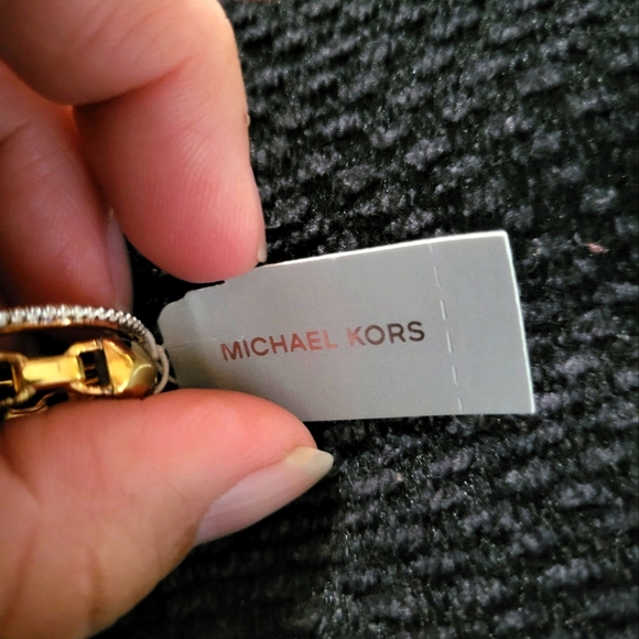 MICHAEL KORS 14ct Gold Plated (Over sterling silver) Mercer Double Link Ring - Picture 6 of 6